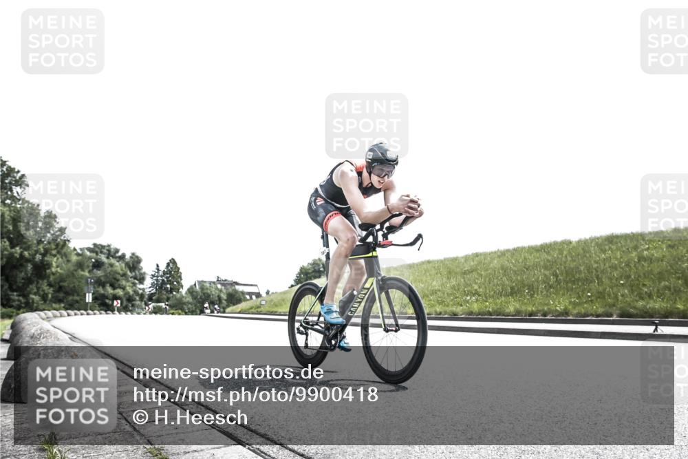 21.06.2026 - 29. Vierlanden-Triathlon H.Heesch http://msf.ph/oto/9900418 21.06.2026 13:02:13 Radfahren 1040, 1065, 1087 meine-sportfotos.de