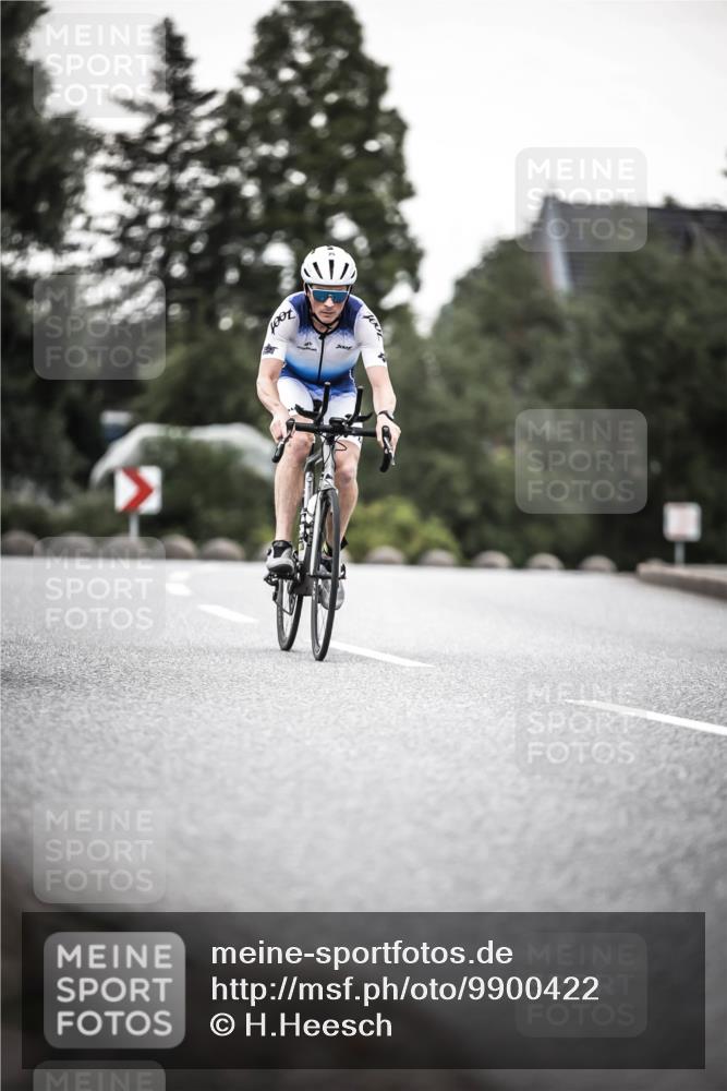 21.06.2026 - 29. Vierlanden-Triathlon H.Heesch http://msf.ph/oto/9900422 21.06.2026 10:09:21 Radfahren 25, 153, 187, 191, 303 meine-sportfotos.de