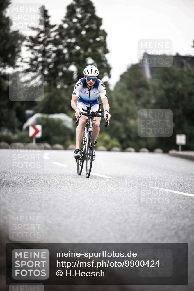 21.06.2026 - 29. Vierlanden-Triathlon H.Heesch http://msf.ph/oto/9900424 21.06.2026 10:09:21 Radfahren 25, 153, 187, 191, 303 meine-sportfotos.de
