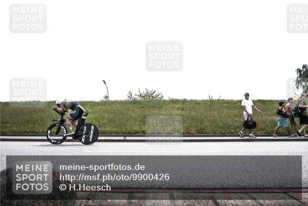 21.06.2026 - 29. Vierlanden-Triathlon H.Heesch http://msf.ph/oto/9900426 21.06.2026 13:24:56 Radfahren 1063, 1080, 1087, 1141 meine-sportfotos.de