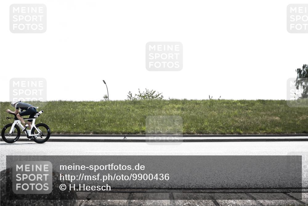 21.06.2026 - 29. Vierlanden-Triathlon H.Heesch http://msf.ph/oto/9900436 21.06.2026 13:27:04 Radfahren 1037, 1125 meine-sportfotos.de