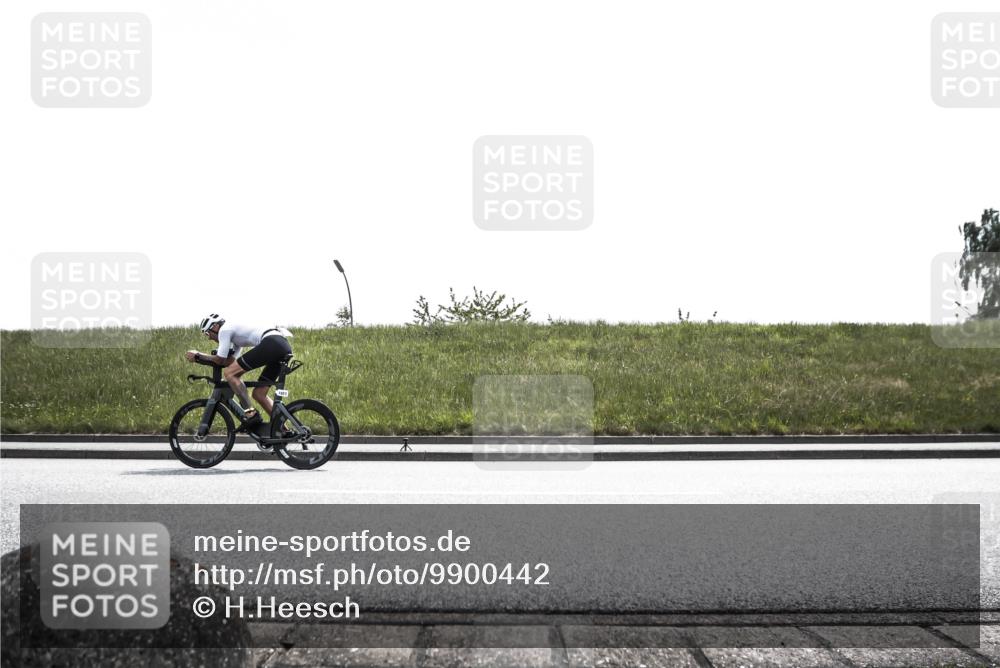 21.06.2026 - 29. Vierlanden-Triathlon H.Heesch http://msf.ph/oto/9900442 21.06.2026 13:27:34 Radfahren 1023, 1059 meine-sportfotos.de