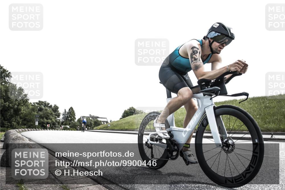 21.06.2026 - 29. Vierlanden-Triathlon H.Heesch http://msf.ph/oto/9900446 21.06.2026 13:03:49 Radfahren 1021, 1053 meine-sportfotos.de