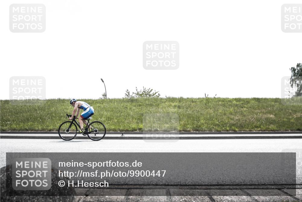 21.06.2026 - 29. Vierlanden-Triathlon H.Heesch http://msf.ph/oto/9900447 21.06.2026 13:27:53 Radfahren 1044, 1064, 1092 meine-sportfotos.de