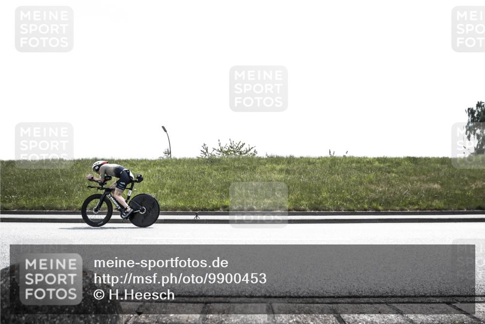 21.06.2026 - 29. Vierlanden-Triathlon H.Heesch http://msf.ph/oto/9900453 21.06.2026 13:28:02 Radfahren 1026, 1064 meine-sportfotos.de