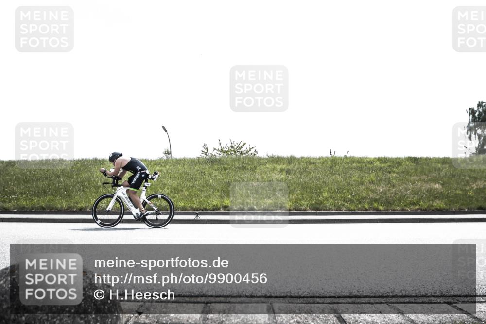 21.06.2026 - 29. Vierlanden-Triathlon H.Heesch http://msf.ph/oto/9900456 21.06.2026 13:28:11 Radfahren 1026, 1067, 1068, 1081 meine-sportfotos.de