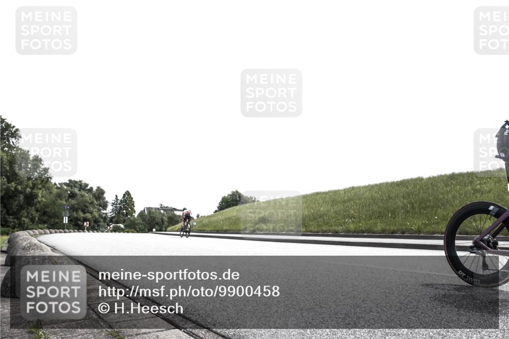 21.06.2026 - 29. Vierlanden-Triathlon H.Heesch http://msf.ph/oto/9900458 21.06.2026 13:03:57 Radfahren 836, 1028, 1092 meine-sportfotos.de