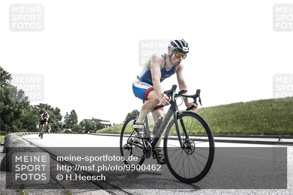 21.06.2026 - 29. Vierlanden-Triathlon H.Heesch http://msf.ph/oto/9900462 21.06.2026 13:04:12 Radfahren 1026, 1032, 1044, 1059 meine-sportfotos.de