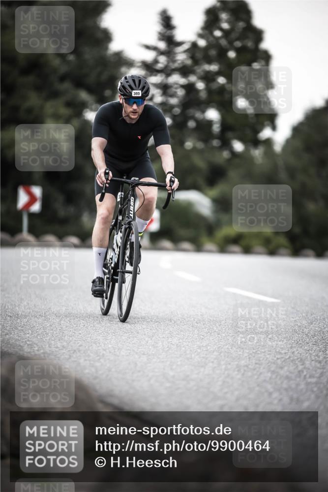 21.06.2026 - 29. Vierlanden-Triathlon H.Heesch http://msf.ph/oto/9900464 21.06.2026 10:09:24 Radfahren 25, 153, 191, 303 meine-sportfotos.de