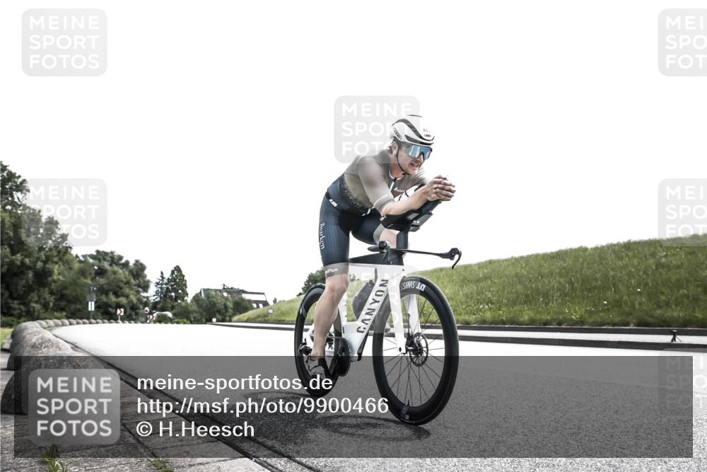 21.06.2026 - 29. Vierlanden-Triathlon H.Heesch http://msf.ph/oto/9900466 21.06.2026 13:04:16 Radfahren 1059 meine-sportfotos.de