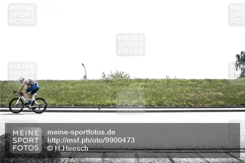 21.06.2026 - 29. Vierlanden-Triathlon H.Heesch http://msf.ph/oto/9900473 21.06.2026 13:28:26 Radfahren 1029, 1036, 1048 meine-sportfotos.de
