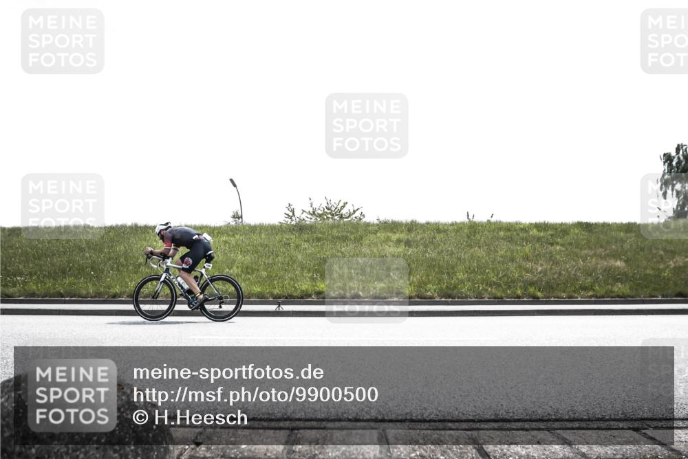 21.06.2026 - 29. Vierlanden-Triathlon H.Heesch http://msf.ph/oto/9900500 21.06.2026 13:30:12 Radfahren 1051, 1054, 1072, 1084 meine-sportfotos.de