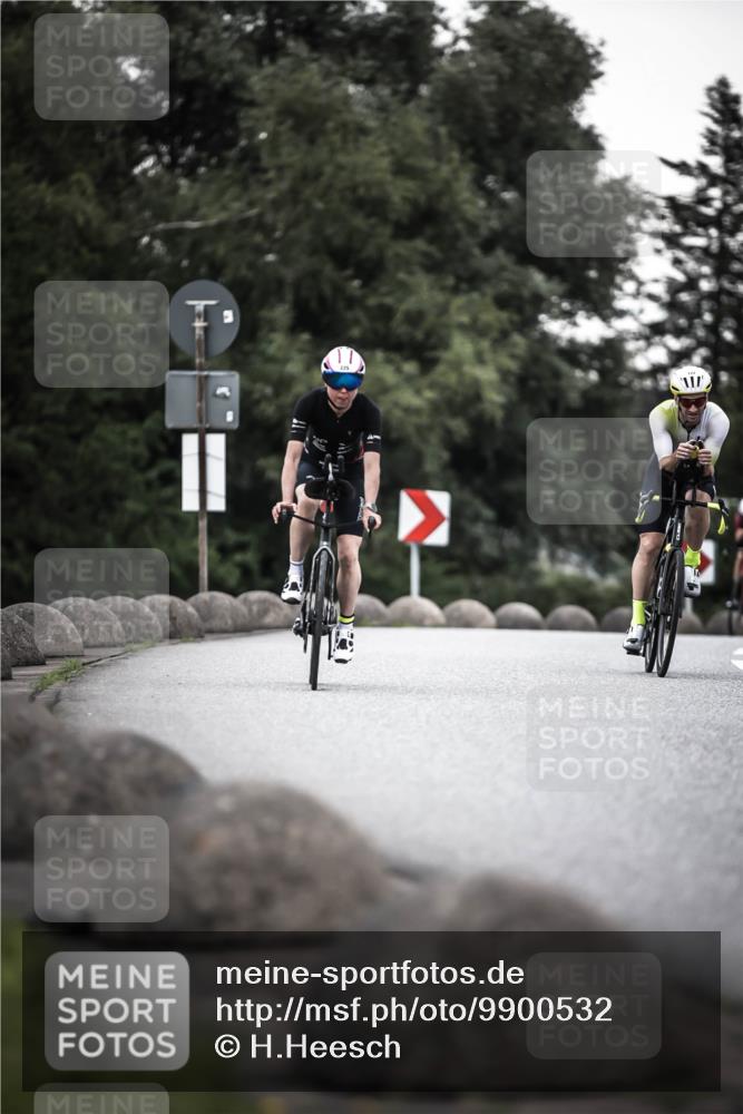 21.06.2026 - 29. Vierlanden-Triathlon H.Heesch http://msf.ph/oto/9900532 21.06.2026 10:09:35 Radfahren 18, 121, 122, 157, 225 meine-sportfotos.de