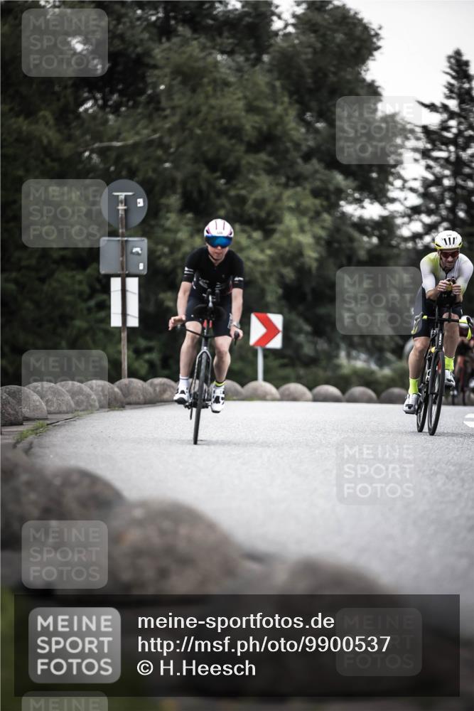 21.06.2026 - 29. Vierlanden-Triathlon H.Heesch http://msf.ph/oto/9900537 21.06.2026 10:09:35 Radfahren 18, 121, 122, 157, 225 meine-sportfotos.de