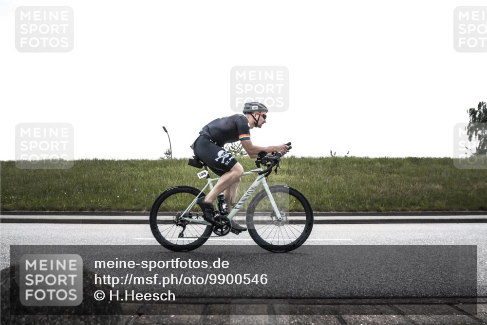 21.06.2026 - 29. Vierlanden-Triathlon H.Heesch http://msf.ph/oto/9900546 21.06.2026 13:32:15 Radfahren 1099, 1192, 1194, 1198, 1201, 1217 meine-sportfotos.de