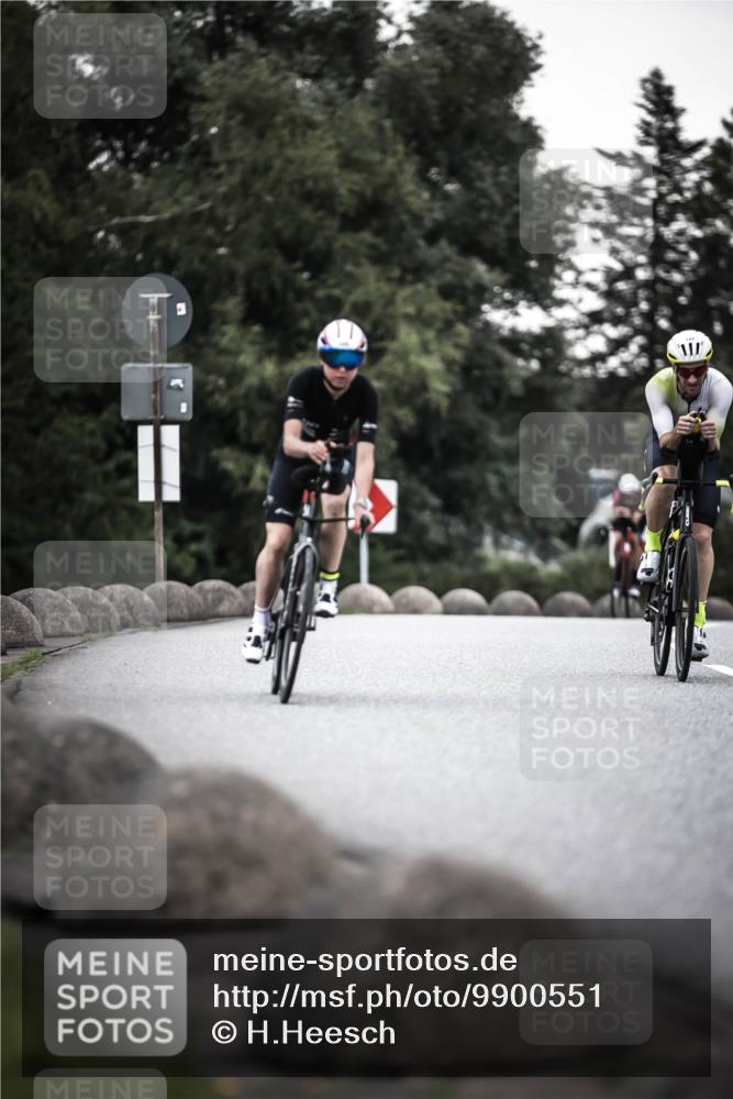 21.06.2026 - 29. Vierlanden-Triathlon H.Heesch http://msf.ph/oto/9900551 21.06.2026 10:09:36 Radfahren 18, 121, 122, 157, 225 meine-sportfotos.de