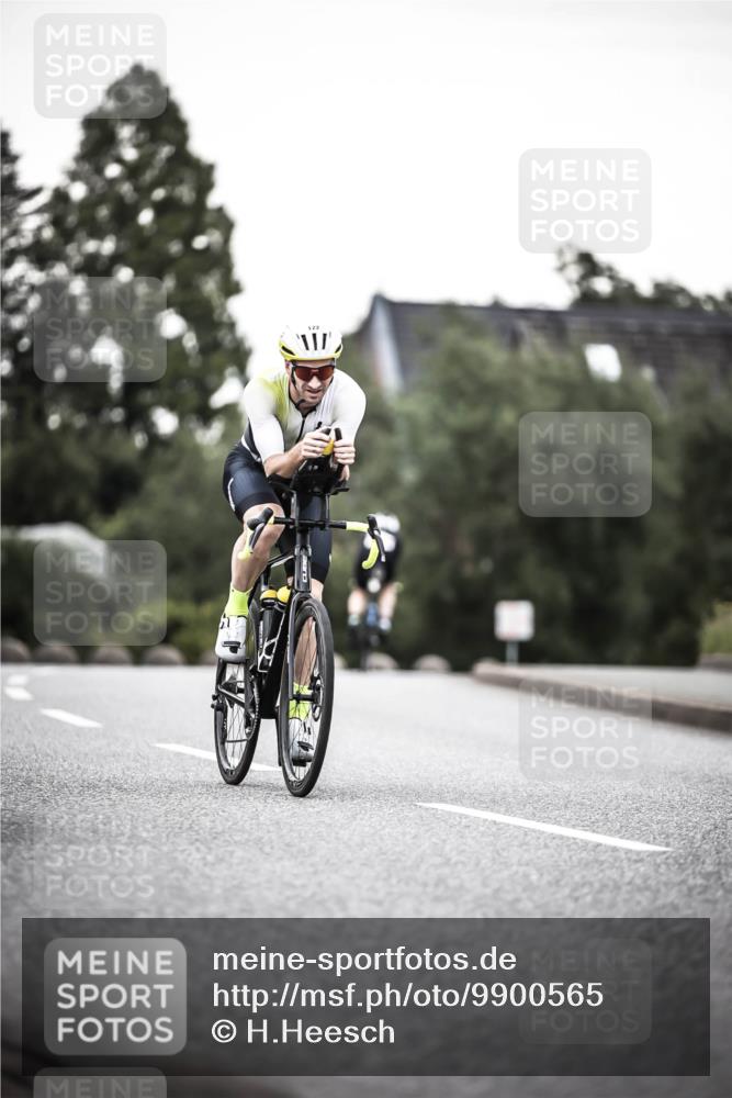 21.06.2026 - 29. Vierlanden-Triathlon H.Heesch http://msf.ph/oto/9900565 21.06.2026 10:09:36 Radfahren 18, 121, 122, 157, 225 meine-sportfotos.de