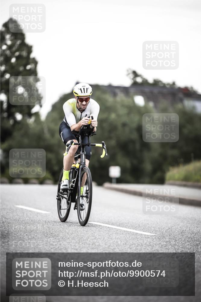 21.06.2026 - 29. Vierlanden-Triathlon H.Heesch http://msf.ph/oto/9900574 21.06.2026 10:09:37 Radfahren 18, 121, 122, 157, 225 meine-sportfotos.de