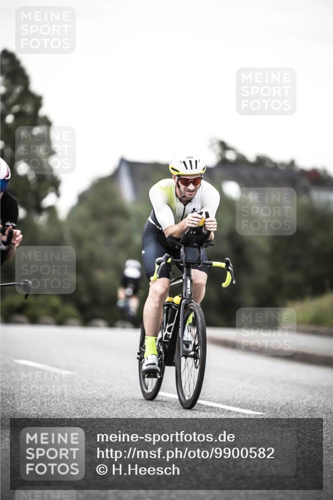 21.06.2026 - 29. Vierlanden-Triathlon H.Heesch http://msf.ph/oto/9900582 21.06.2026 10:09:37 Radfahren 18, 121, 122, 157, 225 meine-sportfotos.de