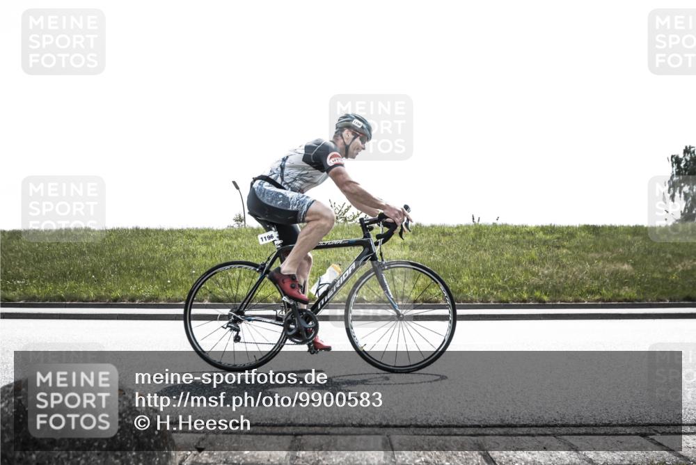 21.06.2026 - 29. Vierlanden-Triathlon H.Heesch http://msf.ph/oto/9900583 21.06.2026 13:33:26 Radfahren 1172, 1196 meine-sportfotos.de