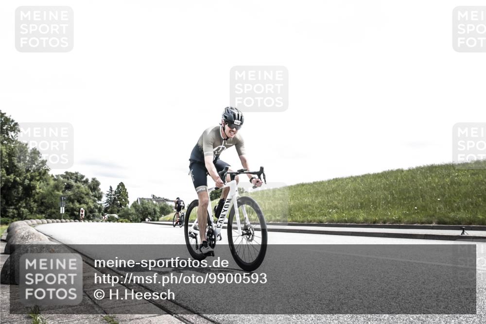 21.06.2026 - 29. Vierlanden-Triathlon H.Heesch http://msf.ph/oto/9900593 21.06.2026 13:33:53 Radfahren 1167, 1175, 1188, 1224 meine-sportfotos.de