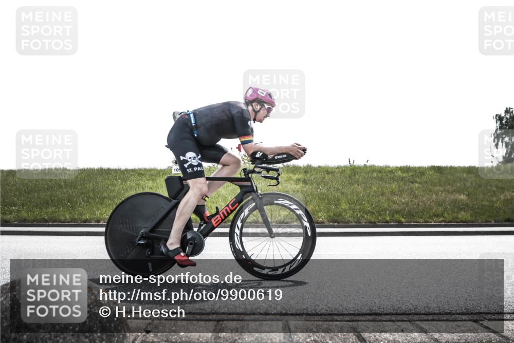 21.06.2026 - 29. Vierlanden-Triathlon H.Heesch http://msf.ph/oto/9900619 21.06.2026 13:34:29 Radfahren 1038, 1057, 1073, 1095, 1098 meine-sportfotos.de