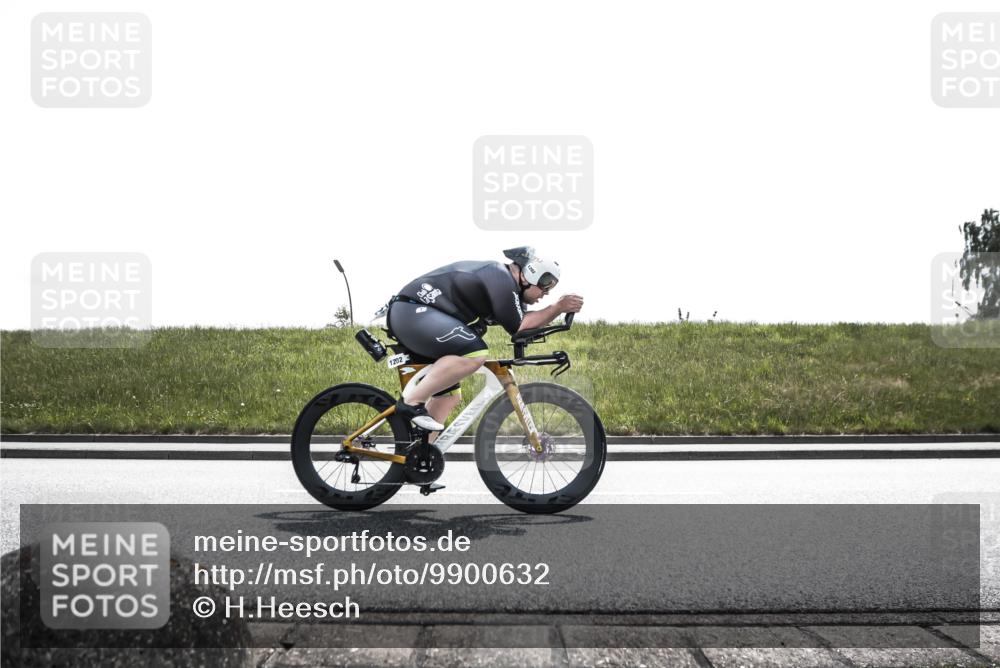 21.06.2026 - 29. Vierlanden-Triathlon H.Heesch http://msf.ph/oto/9900632 21.06.2026 13:34:40 Radfahren 1202 meine-sportfotos.de