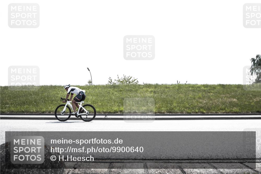 21.06.2026 - 29. Vierlanden-Triathlon H.Heesch http://msf.ph/oto/9900640 21.06.2026 13:36:03 Radfahren 1024, 1177, 1181 meine-sportfotos.de