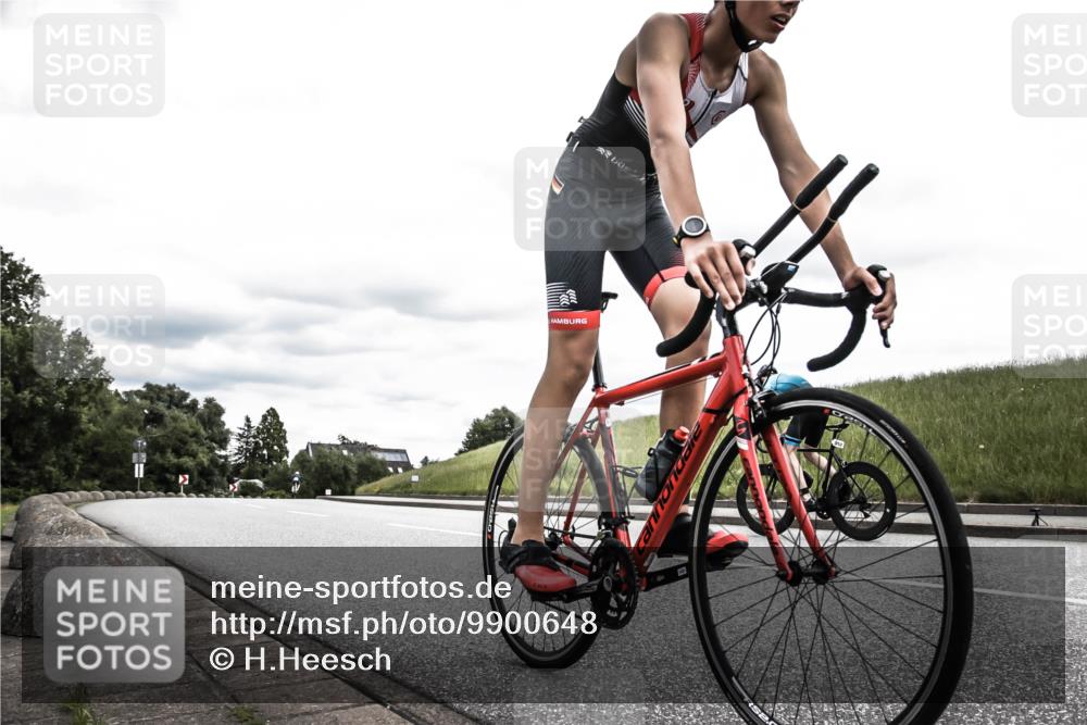 21.06.2026 - 29. Vierlanden-Triathlon H.Heesch http://msf.ph/oto/9900648 21.06.2026 14:42:38 Radfahren 1247, 1250, 1251 meine-sportfotos.de