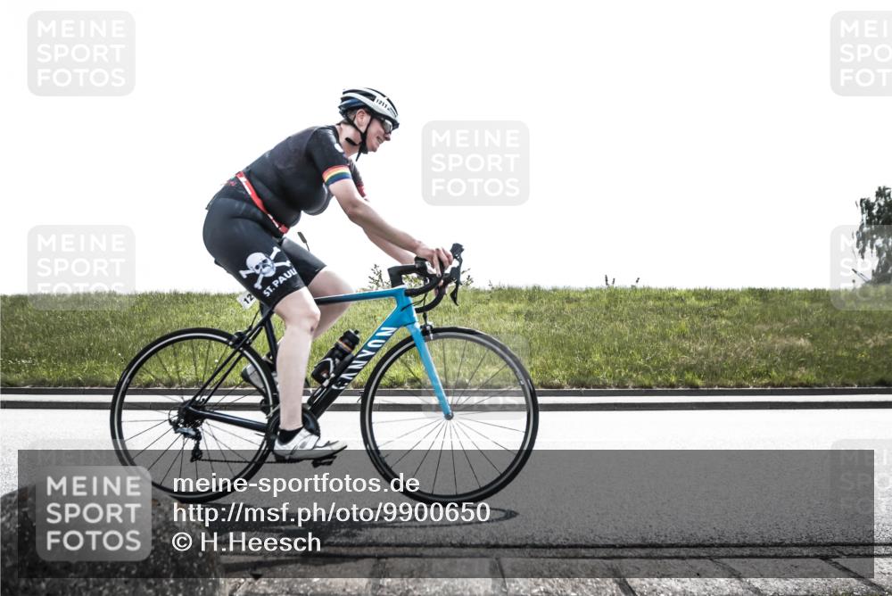 21.06.2026 - 29. Vierlanden-Triathlon H.Heesch http://msf.ph/oto/9900650 21.06.2026 13:39:15 Radfahren 1211 meine-sportfotos.de