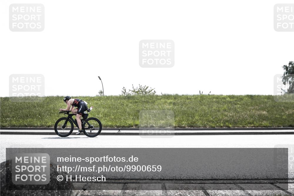 21.06.2026 - 29. Vierlanden-Triathlon H.Heesch http://msf.ph/oto/9900659 21.06.2026 13:40:24 Radfahren 1127 meine-sportfotos.de