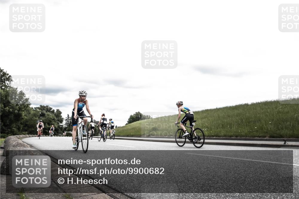 21.06.2026 - 29. Vierlanden-Triathlon H.Heesch http://msf.ph/oto/9900682 21.06.2026 14:43:27 Radfahren 1232, 1262, 1287 meine-sportfotos.de