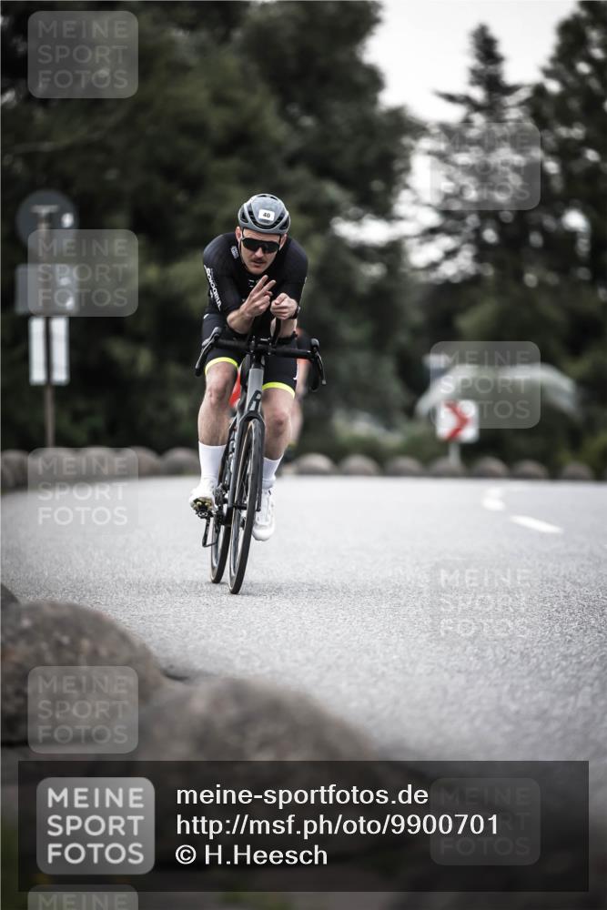 21.06.2026 - 29. Vierlanden-Triathlon H.Heesch http://msf.ph/oto/9900701 21.06.2026 10:09:53 Radfahren 40, 69, 309, 327 meine-sportfotos.de
