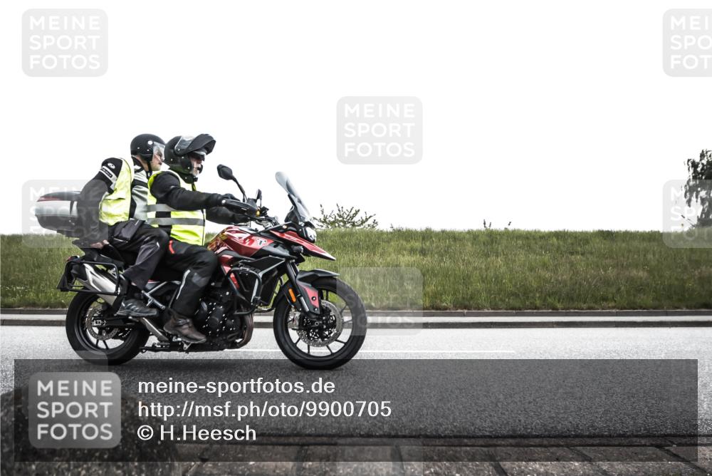 21.06.2026 - 29. Vierlanden-Triathlon H.Heesch http://msf.ph/oto/9900705 21.06.2026 14:34:48 Radfahren  meine-sportfotos.de
