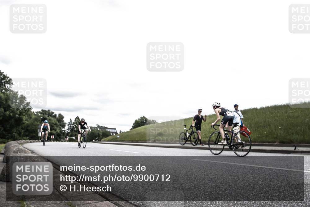 21.06.2026 - 29. Vierlanden-Triathlon H.Heesch http://msf.ph/oto/9900712 21.06.2026 14:46:09 Radfahren 1234, 1244 meine-sportfotos.de