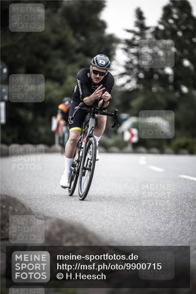 21.06.2026 - 29. Vierlanden-Triathlon H.Heesch http://msf.ph/oto/9900715 21.06.2026 10:09:53 Radfahren 40, 69, 309, 327 meine-sportfotos.de