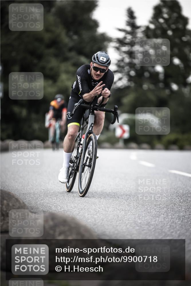 21.06.2026 - 29. Vierlanden-Triathlon H.Heesch http://msf.ph/oto/9900718 21.06.2026 10:09:54 Radfahren 40, 69, 309, 327 meine-sportfotos.de