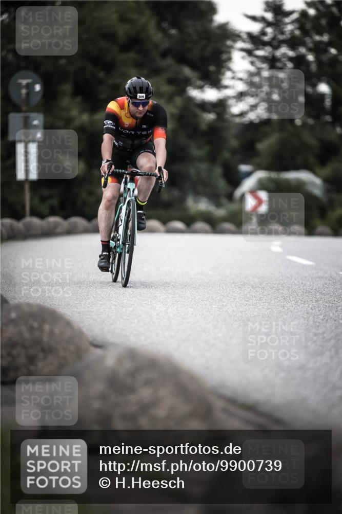 21.06.2026 - 29. Vierlanden-Triathlon H.Heesch http://msf.ph/oto/9900739 21.06.2026 10:09:56 Radfahren 29, 40, 69, 309 meine-sportfotos.de