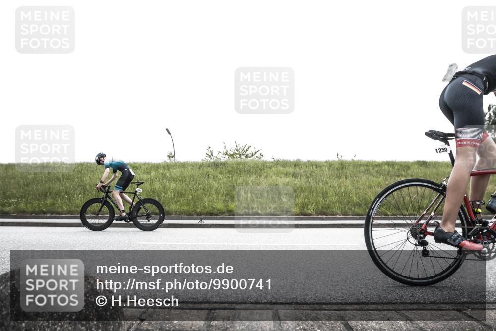 21.06.2026 - 29. Vierlanden-Triathlon H.Heesch http://msf.ph/oto/9900741 21.06.2026 14:42:38 Radfahren 1247, 1250, 1251 meine-sportfotos.de
