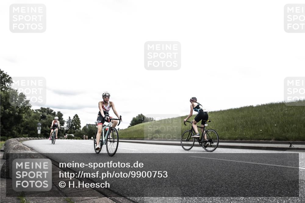 21.06.2026 - 29. Vierlanden-Triathlon H.Heesch http://msf.ph/oto/9900753 21.06.2026 14:47:00 Radfahren 1243, 1279 meine-sportfotos.de
