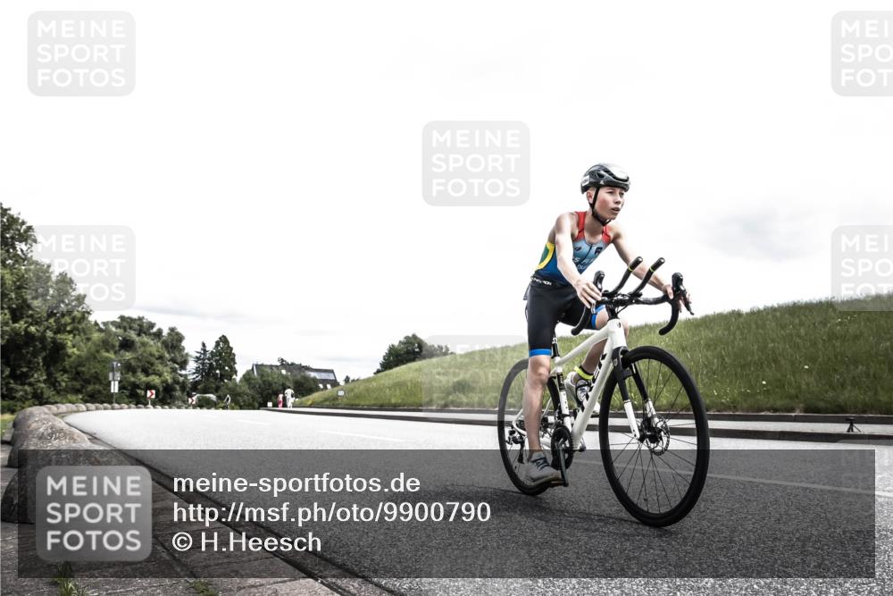 21.06.2026 - 29. Vierlanden-Triathlon H.Heesch http://msf.ph/oto/9900790 21.06.2026 14:52:02 Radfahren  meine-sportfotos.de