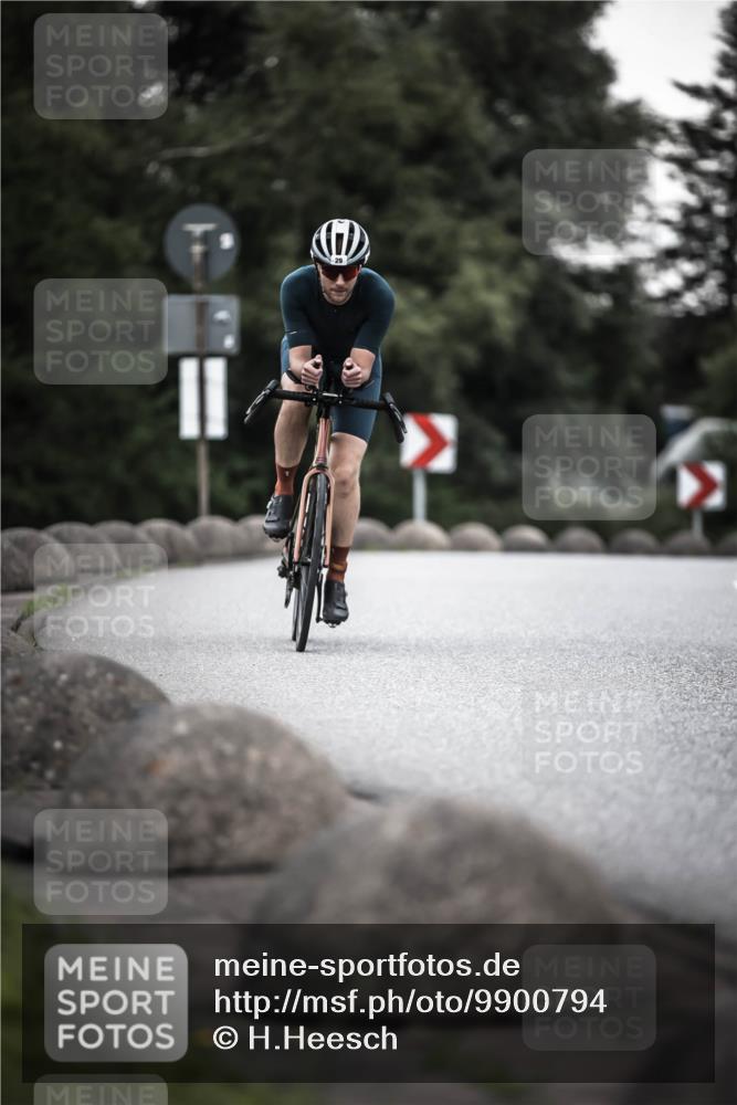 21.06.2026 - 29. Vierlanden-Triathlon H.Heesch http://msf.ph/oto/9900794 21.06.2026 10:10:03 Radfahren 29 meine-sportfotos.de