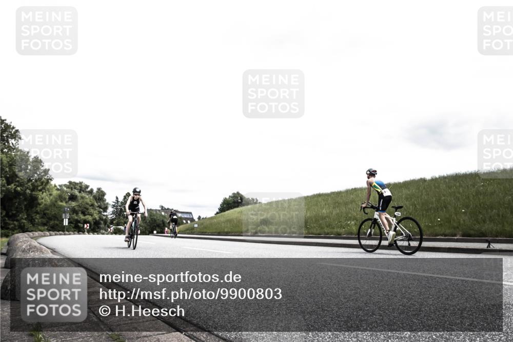 21.06.2026 - 29. Vierlanden-Triathlon H.Heesch http://msf.ph/oto/9900803 21.06.2026 14:52:09 Radfahren  meine-sportfotos.de