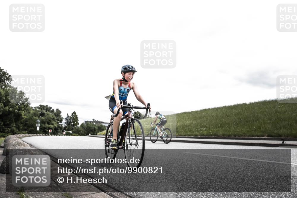 21.06.2026 - 29. Vierlanden-Triathlon H.Heesch http://msf.ph/oto/9900821 21.06.2026 14:53:36 Radfahren  meine-sportfotos.de