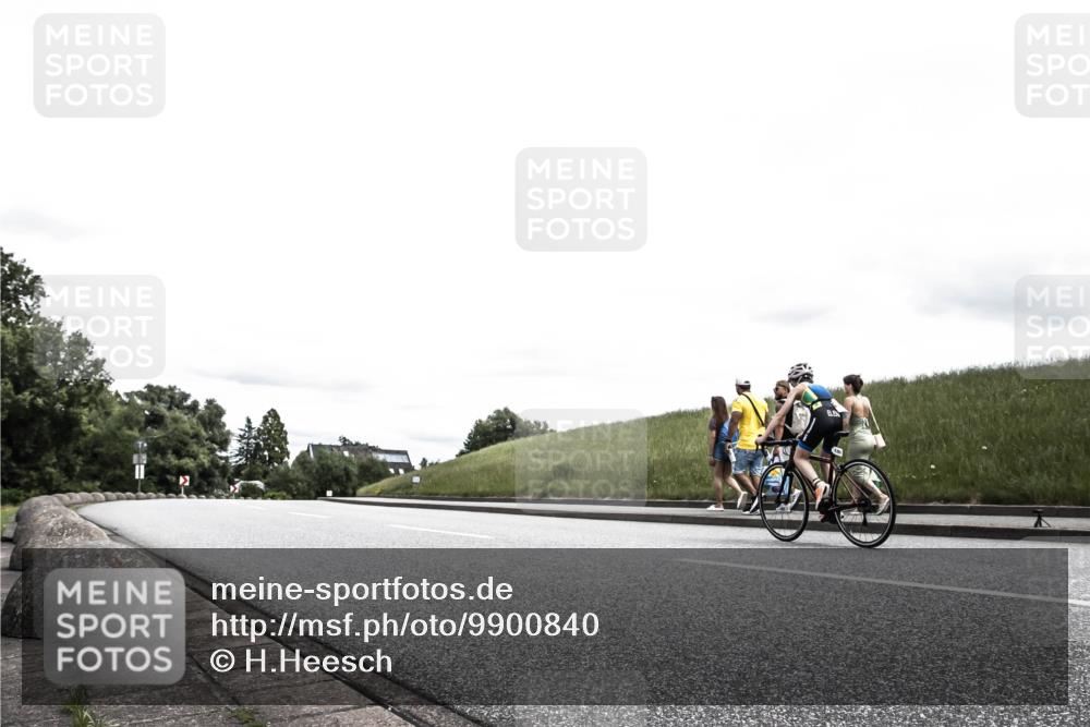 21.06.2026 - 29. Vierlanden-Triathlon H.Heesch http://msf.ph/oto/9900840 21.06.2026 14:55:35 Radfahren  meine-sportfotos.de