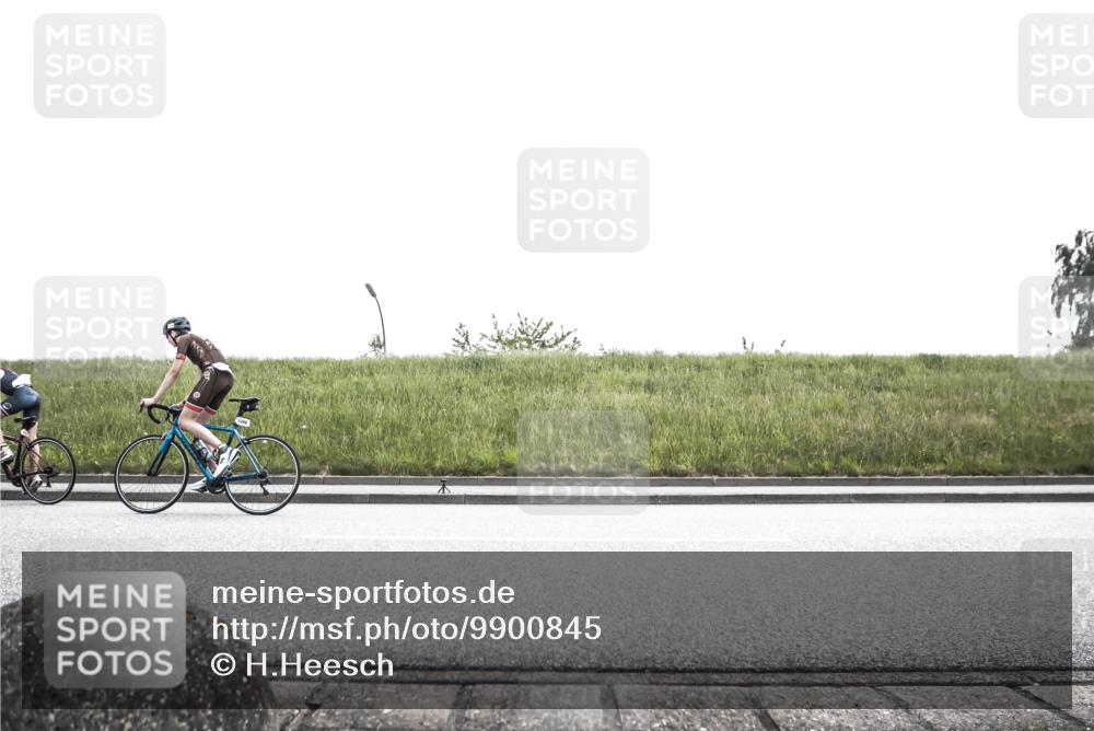 21.06.2026 - 29. Vierlanden-Triathlon H.Heesch http://msf.ph/oto/9900845 21.06.2026 14:44:04 Radfahren 1290 meine-sportfotos.de