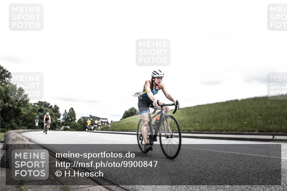 21.06.2026 - 29. Vierlanden-Triathlon H.Heesch http://msf.ph/oto/9900847 21.06.2026 14:55:58 Radfahren  meine-sportfotos.de
