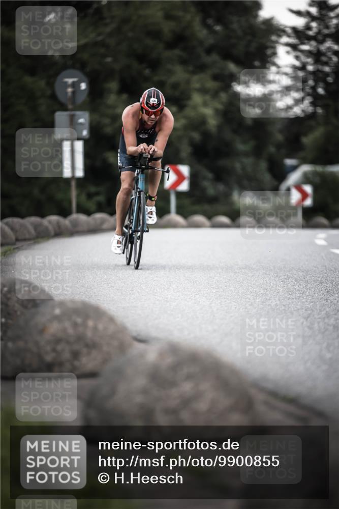 21.06.2026 - 29. Vierlanden-Triathlon H.Heesch http://msf.ph/oto/9900855 21.06.2026 10:10:11 Radfahren 171, 430 meine-sportfotos.de