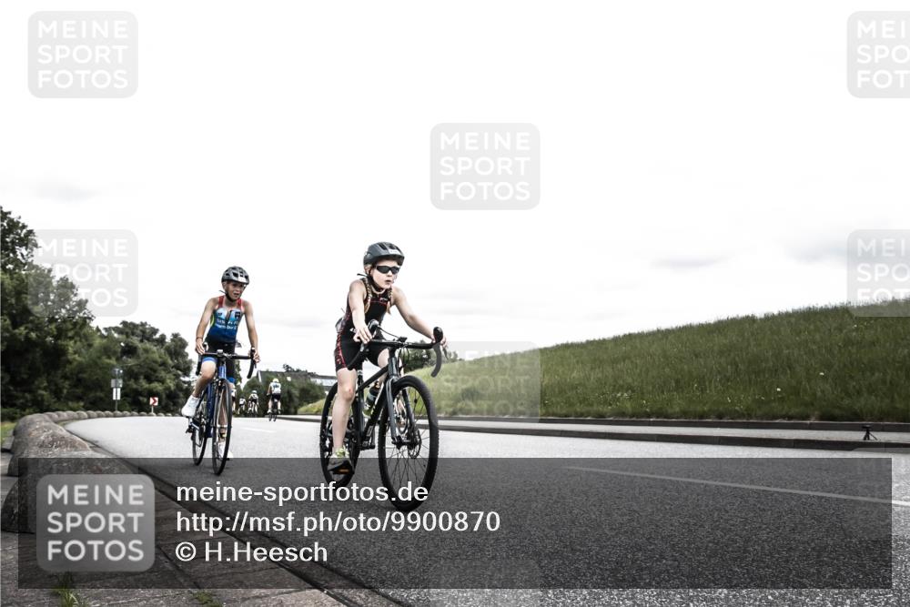 21.06.2026 - 29. Vierlanden-Triathlon H.Heesch http://msf.ph/oto/9900870 21.06.2026 14:56:44 Radfahren 1313, 1325 meine-sportfotos.de