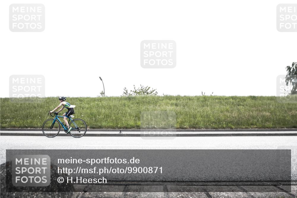 21.06.2026 - 29. Vierlanden-Triathlon H.Heesch http://msf.ph/oto/9900871 21.06.2026 14:45:34 Radfahren 1261, 1268 meine-sportfotos.de